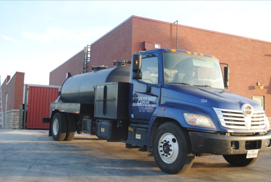 Grease Truck at restaurant Black Sheep Grease